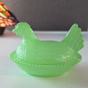 Green Hen on Nest Glass Dish